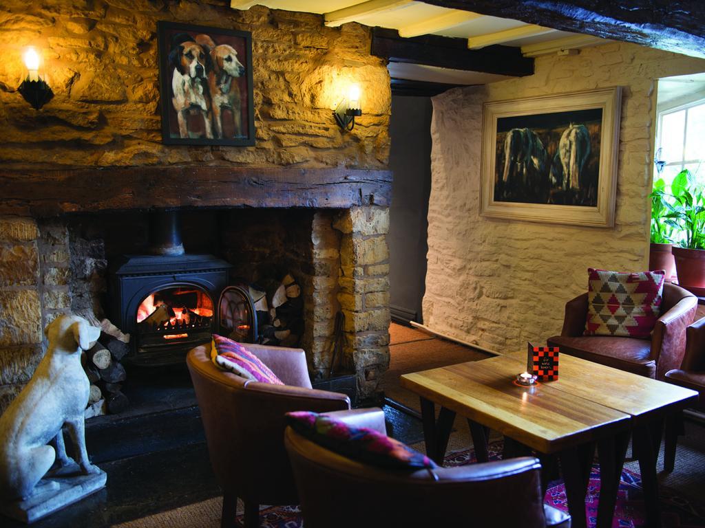 The Red Lion Inn Long Compton Kültér fotó